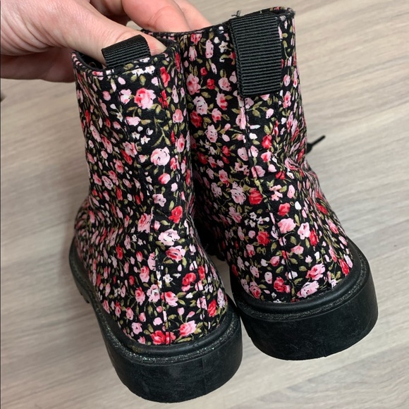 Aviva Girl Floral Lace Up Combat Boots Kids 11 - Picture 6 of 8